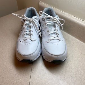 New Balance Men’s Walking shoes 928V3 Size 12